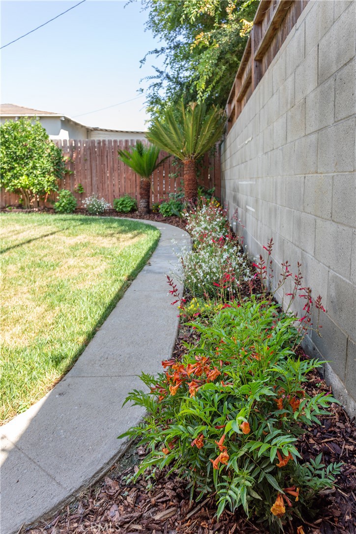 624 S Reese Place
