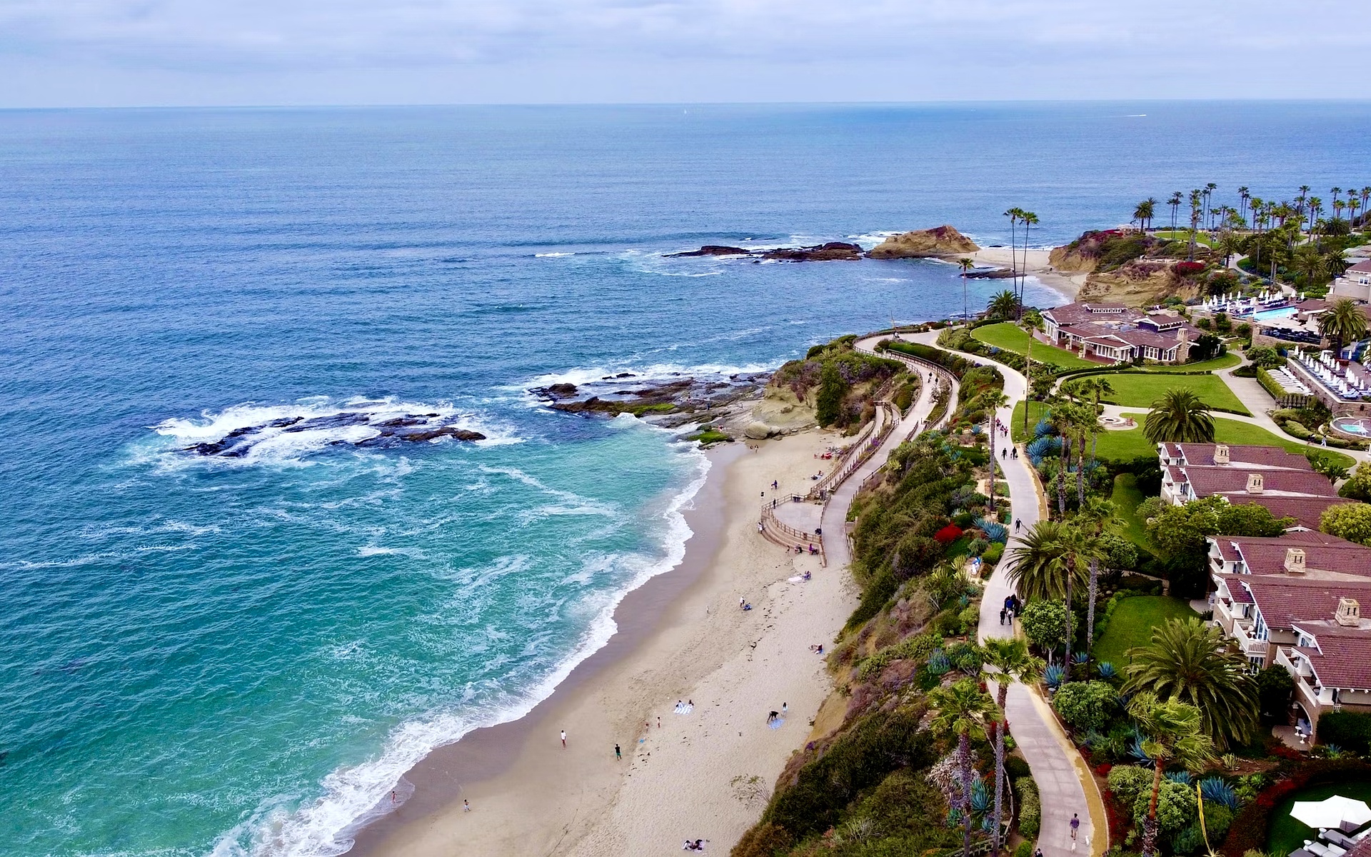 Coastal Homes for Sale Along Scenic Beachfront with Ocean Views